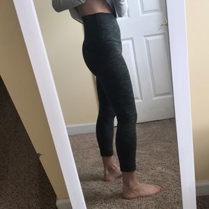 Soft cotton cropped leggings!